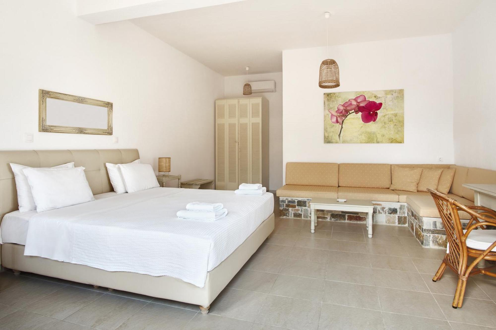 Petrino Hotel Ambrami Ruang foto