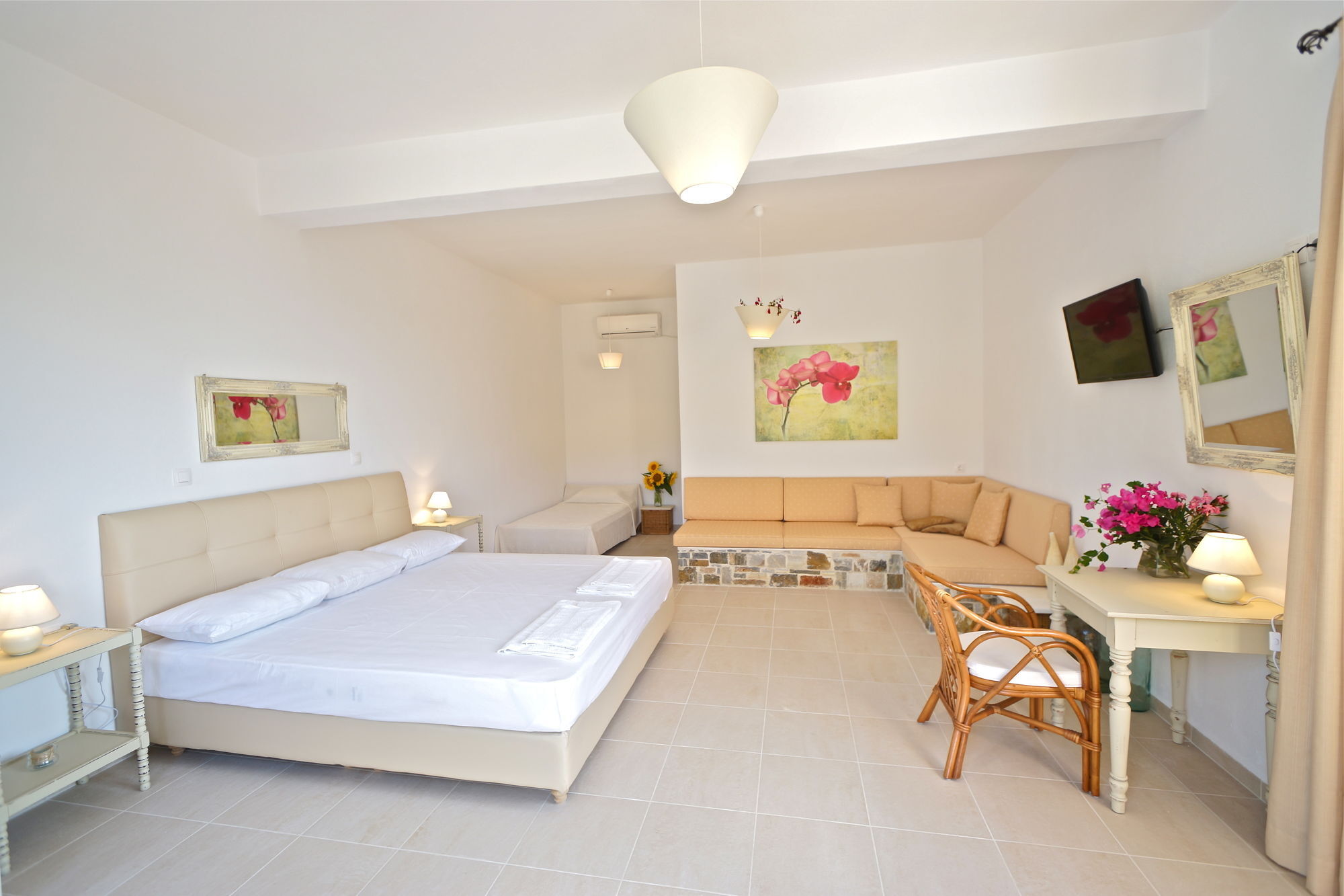 Petrino Hotel Ambrami Bagian luar foto